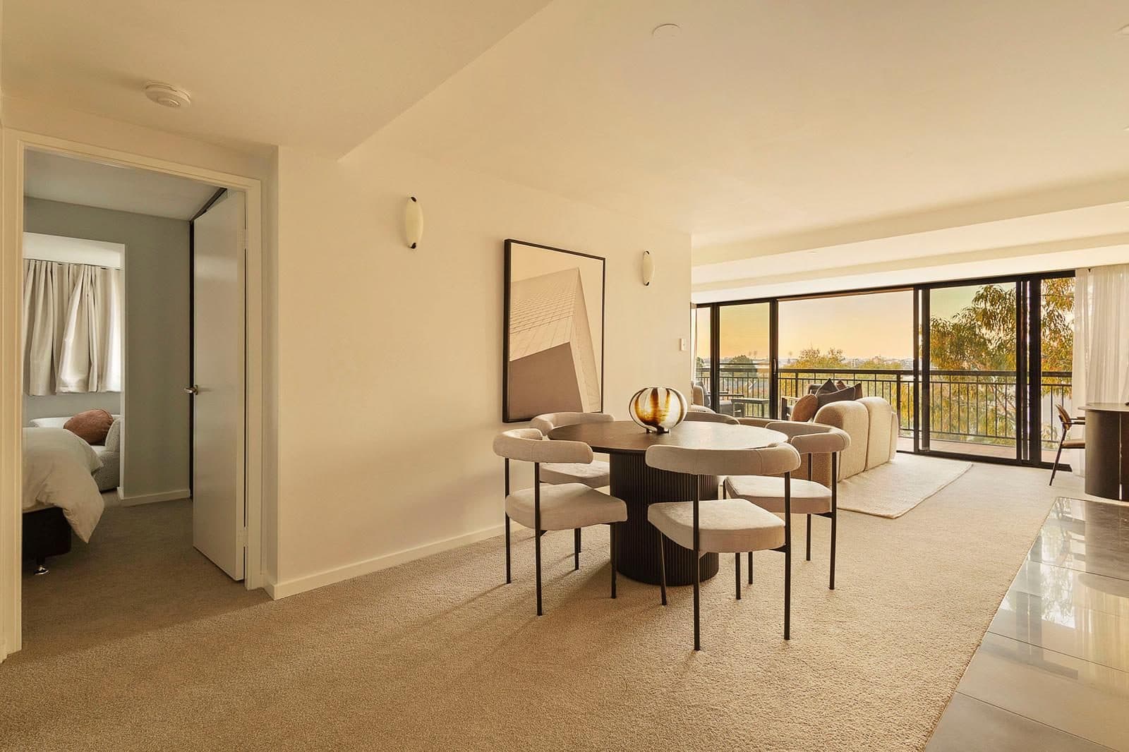 The Hay Street Penthouse, East Perth — photograph 2