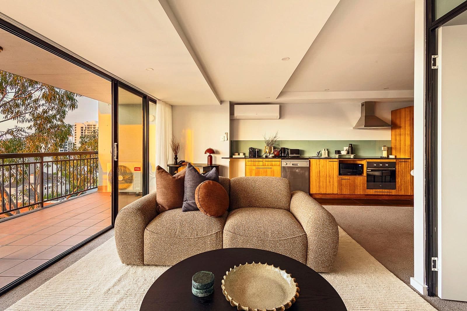 The Hay Street Penthouse, East Perth — photograph 3