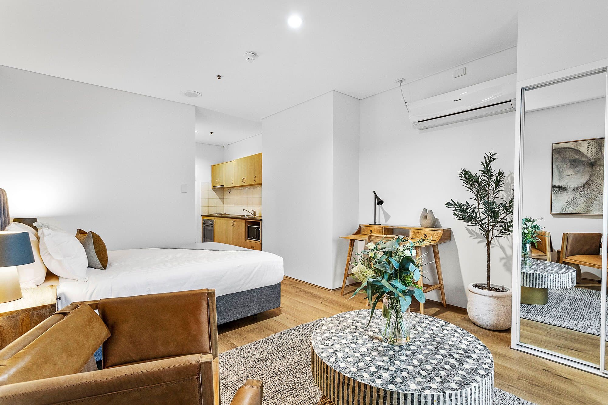 Victoria Avenue 807, Perth City — photograph 8